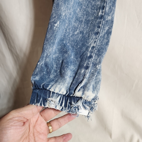 RVCA Distressed Jogger Womens M Blue Denim Look Thrashed See Pictures - Picture 4 of 11